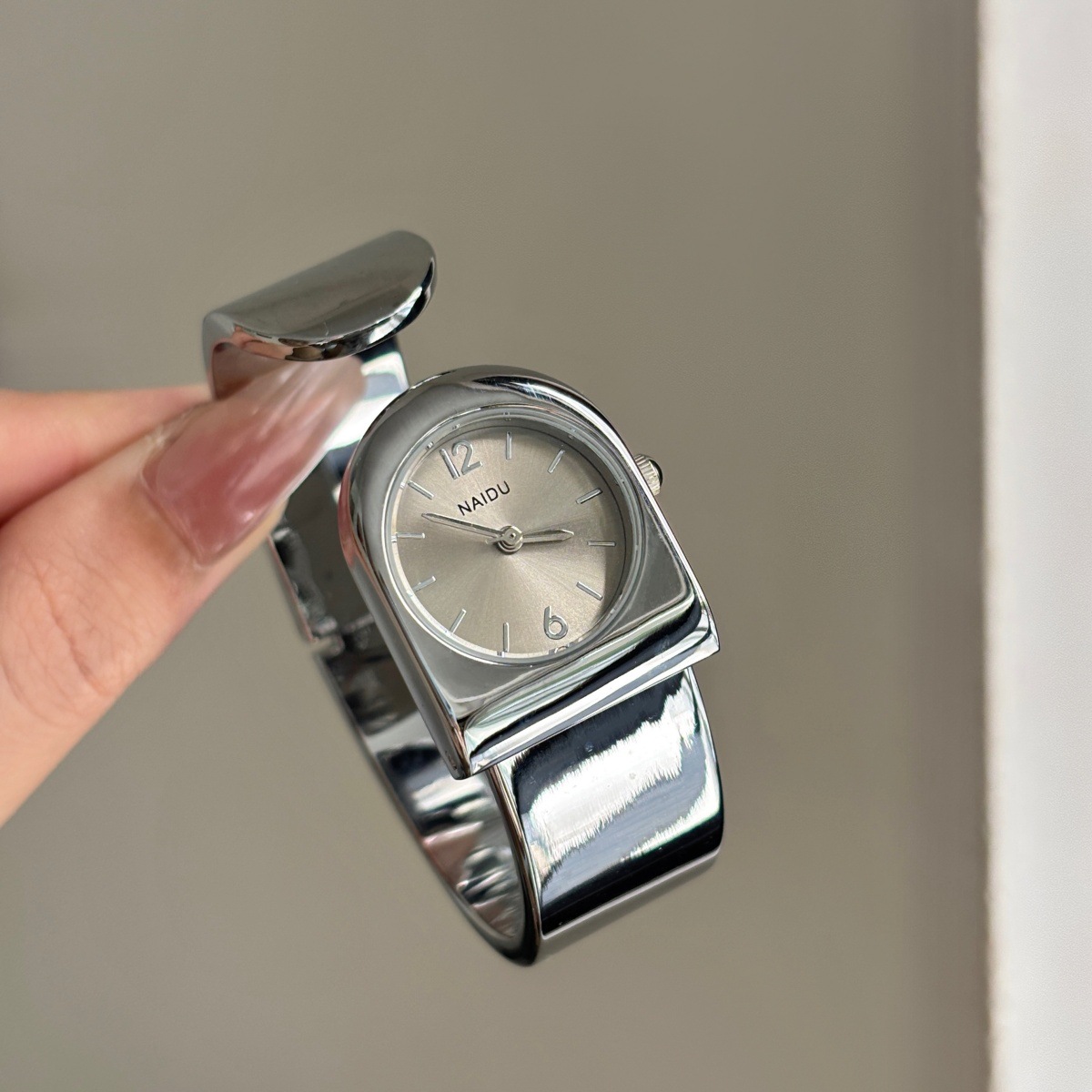 2026 New Gold Bracelet Watch W - Luxury Watch Levels recension och pris