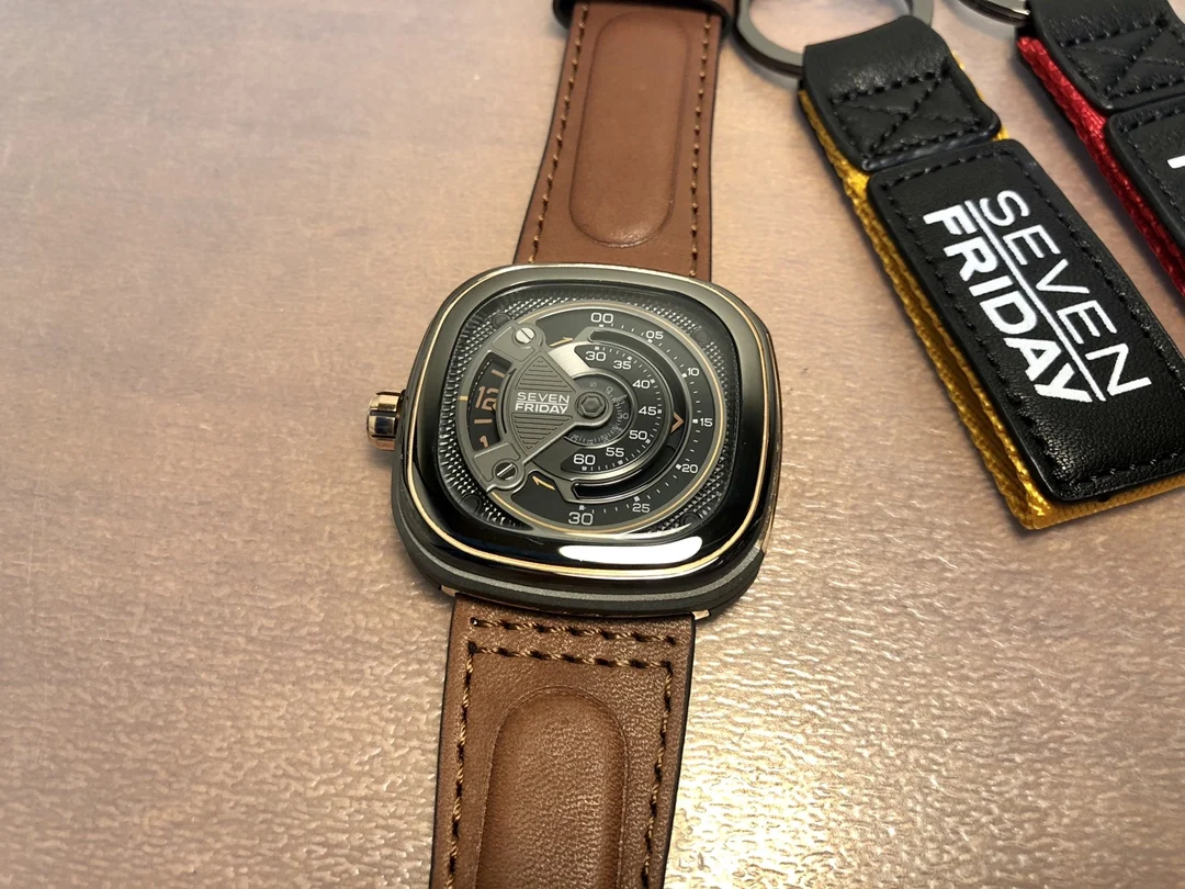 SEVEN FRIDAY watch M2B/01 men  - Luxury Watch Low Price recension och pris